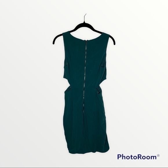 LULU'S Dark Green Sleeveless Cutout Bodycon Mini Cocktail Dress Medium - Picture 9 of 12